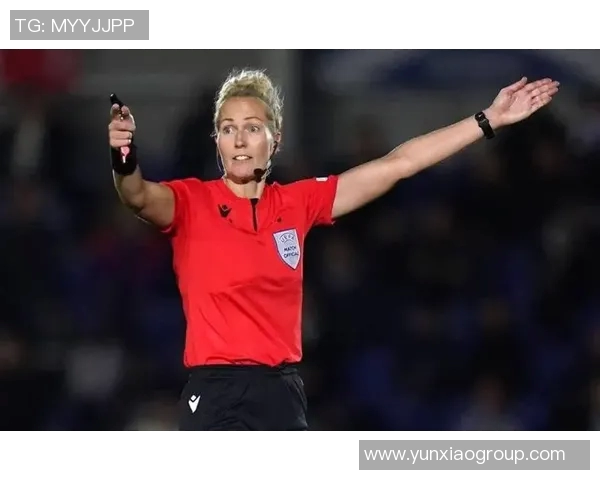 足球球星发型女足风采展现 力量与时尚完美融合